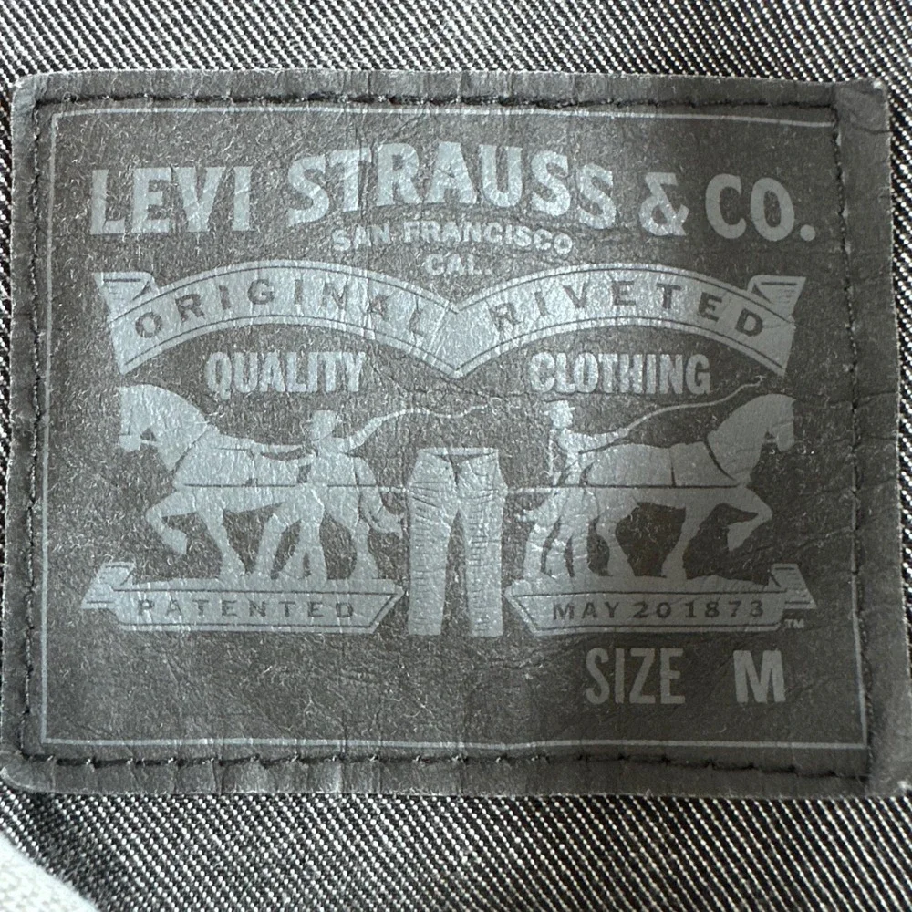 Levi's Trucker Jacket Mens M Medium Grey Two Tone Colorblock Denim Coat